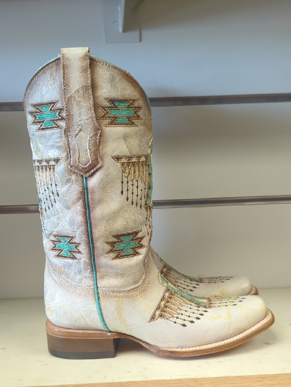 New Women's Corral Z5219 - Picture 2 of 7